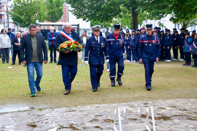 Commemoration-appel-du-General-de-Gaulle1806-24IMG2583resultat