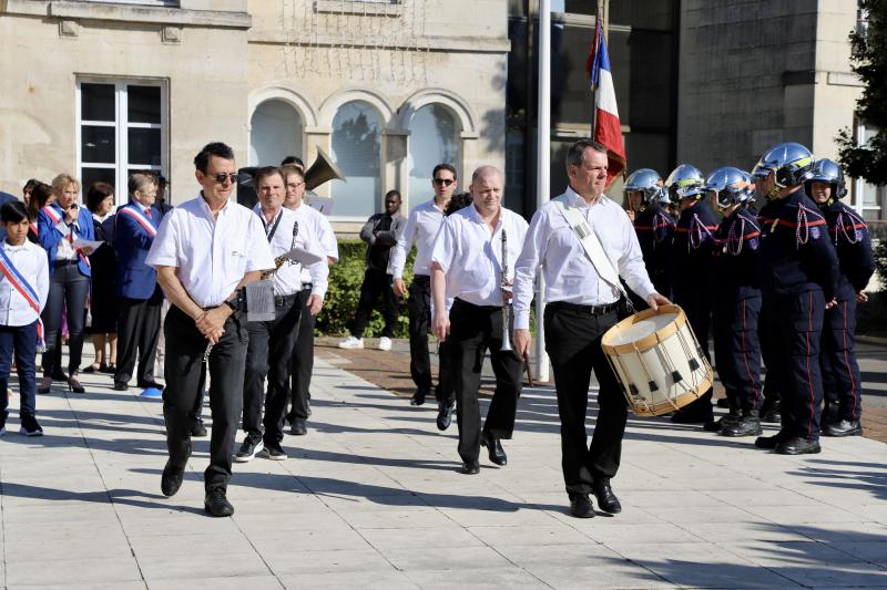 commemoration-de-la-prise-de-la-bastille-fete-nationale1407-24IMG4975resultat