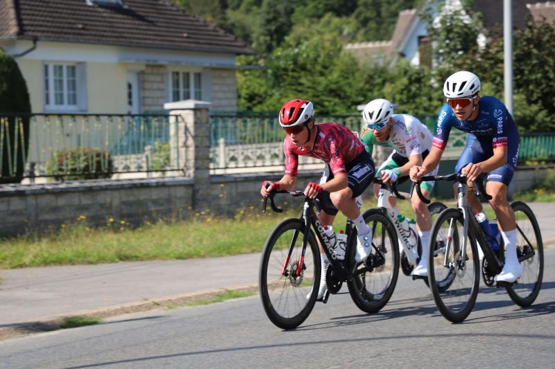 Grand-prix-cycliste-de-nogent1509-24IMG7466resultat