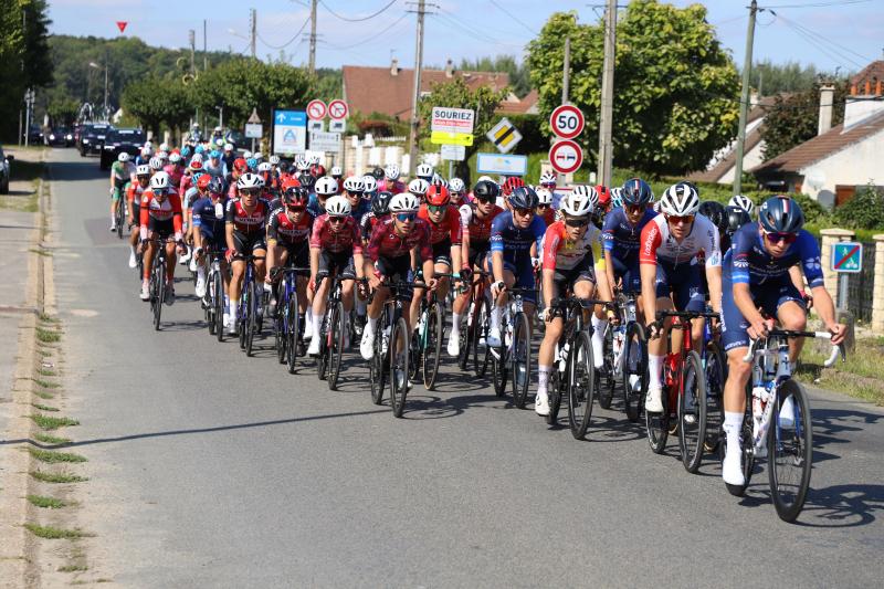 Grand-prix-cycliste-de-nogent1509-24IMG7528resultat